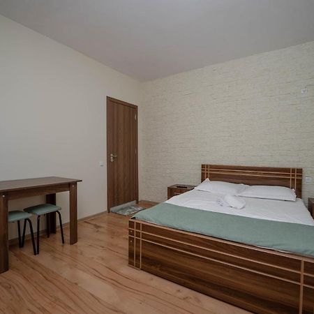 Guest House Gold Τελάβι Εξωτερικό φωτογραφία
